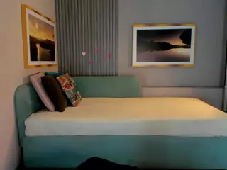 Kloe's Live Sex Cam Show