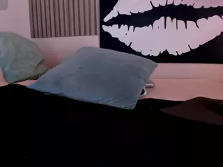 Kloe's Live Sex Cam Show