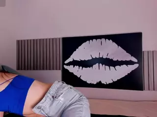 Kloe's Live Sex Cam Show