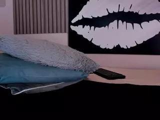 Kloe's Live Sex Cam Show