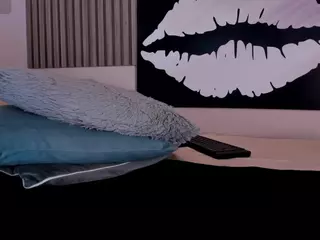Kloe's Live Sex Cam Show