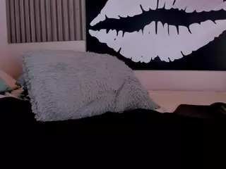 Kloe's Live Sex Cam Show