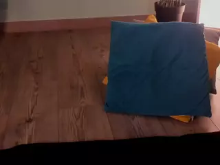 Kloe's Live Sex Cam Show