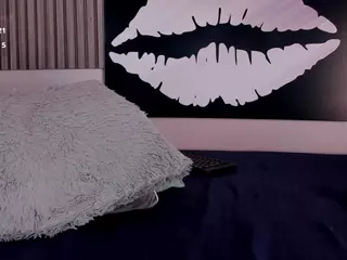 Kloe's Live Sex Cam Show