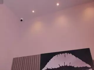 Kloe's Live Sex Cam Show