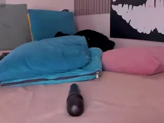 Kloe's Live Sex Cam Show