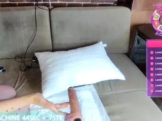 Hotbunny666's Live Sex Cam Show