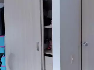 Sweetangie36's Live Sex Cam Show