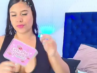 JUICY MELONS's Live Sex Cam Show