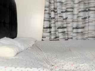 Ebony-Desire's Live Sex Cam Show