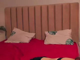 Lynn 🛡's Live Sex Cam Show