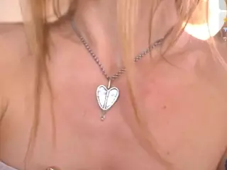 littlemixXx's Live Sex Cam Show