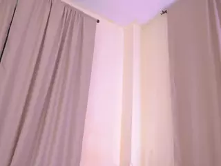 littlemixXx's Live Sex Cam Show