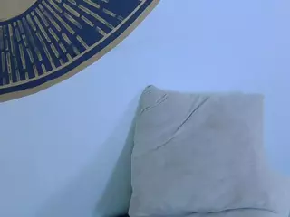 lunaa-mistyc's Live Sex Cam Show