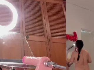 Zoe's Live Sex Cam Show
