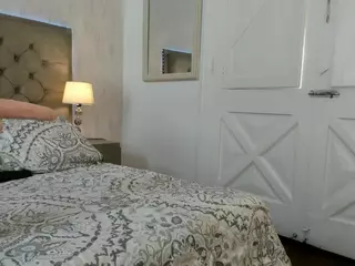 Corinabrown's Live Sex Cam Show