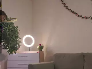 EadlinFenning's Live Sex Cam Show