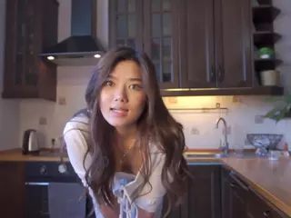 EadlinFenning's Live Sex Cam Show