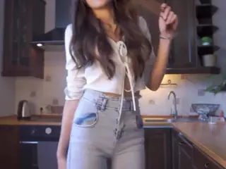 EadlinFenning's Live Sex Cam Show