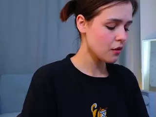 Lilly's Live Sex Cam Show