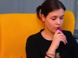 Lilly's Live Sex Cam Show