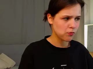 Lilly's Live Sex Cam Show