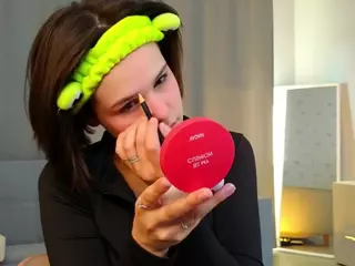 Lilly's Live Sex Cam Show