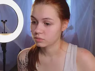ElwynaBeeson's Live Sex Cam Show