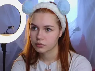ElwynaBeeson's Live Sex Cam Show