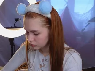 ElwynaBeeson's Live Sex Cam Show
