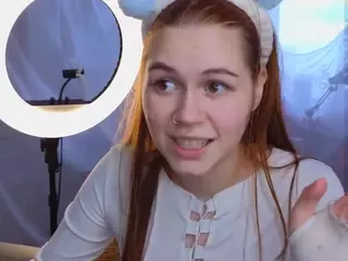 ElwynaBeeson's Live Sex Cam Show