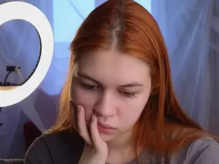 ElwynaBeeson's Live Sex Cam Show