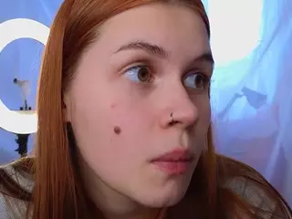 ElwynaBeeson's Live Sex Cam Show