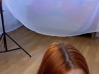 ElwynaBeeson's Live Sex Cam Show
