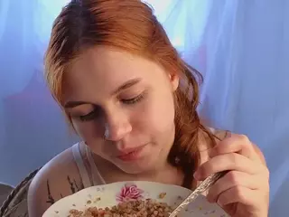 ElwynaBeeson's Live Sex Cam Show