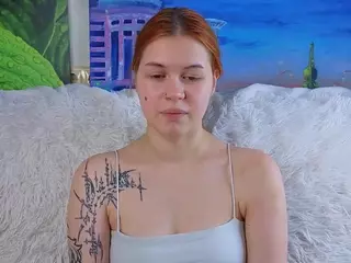 ElwynaBeeson's Live Sex Cam Show