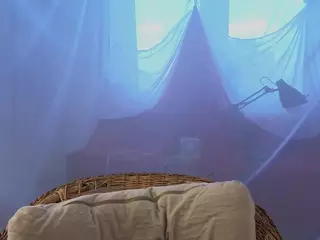 ElwynaBeeson's Live Sex Cam Show