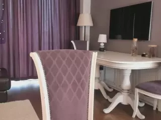 GlennaGrindel's Live Sex Cam Show