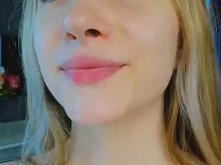 GlennaGrindel's Live Sex Cam Show