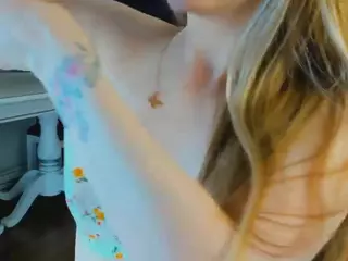 GlennaGrindel's Live Sex Cam Show