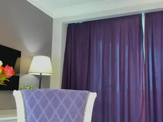 GlennaGrindel's Live Sex Cam Show