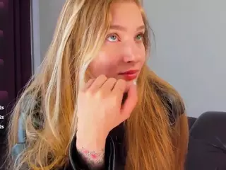 GlennaGrindel's Live Sex Cam Show