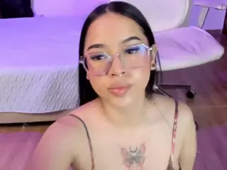 Renaxi-Smith's Live Sex Cam Show