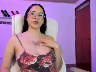 Renaxi-Smith's Live Sex Cam Show