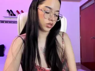 Renaxi-Smith's Live Sex Cam Show