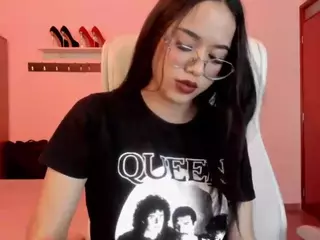Renaxi-Smith's Live Sex Cam Show