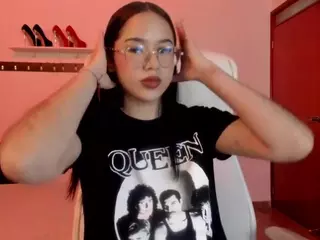 Renaxi-Smith's Live Sex Cam Show