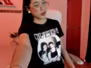 Renaxi-Smith's Live Sex Cam Show