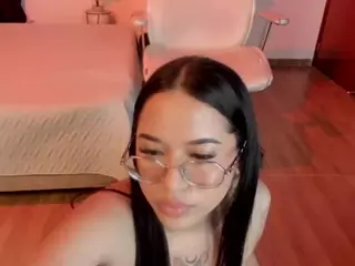 Renaxi-Smith's Live Sex Cam Show