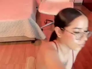 Renaxi-Smith's Live Sex Cam Show